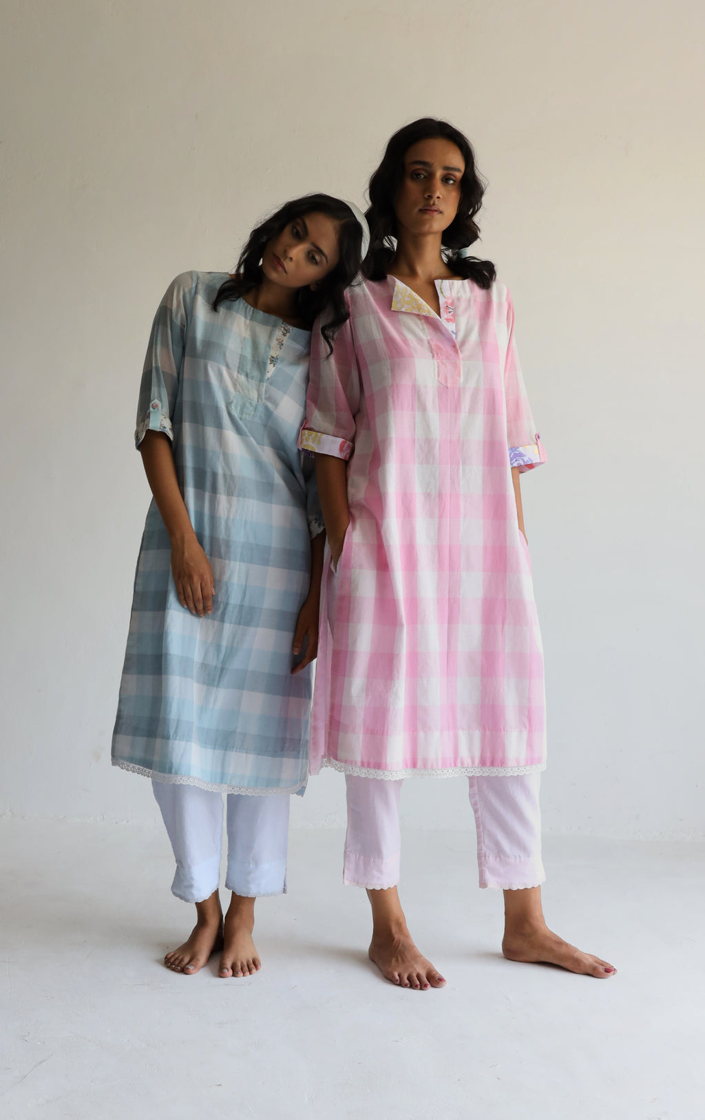 HK Kurta In Pink Jamdani Lungi Checks With Pants