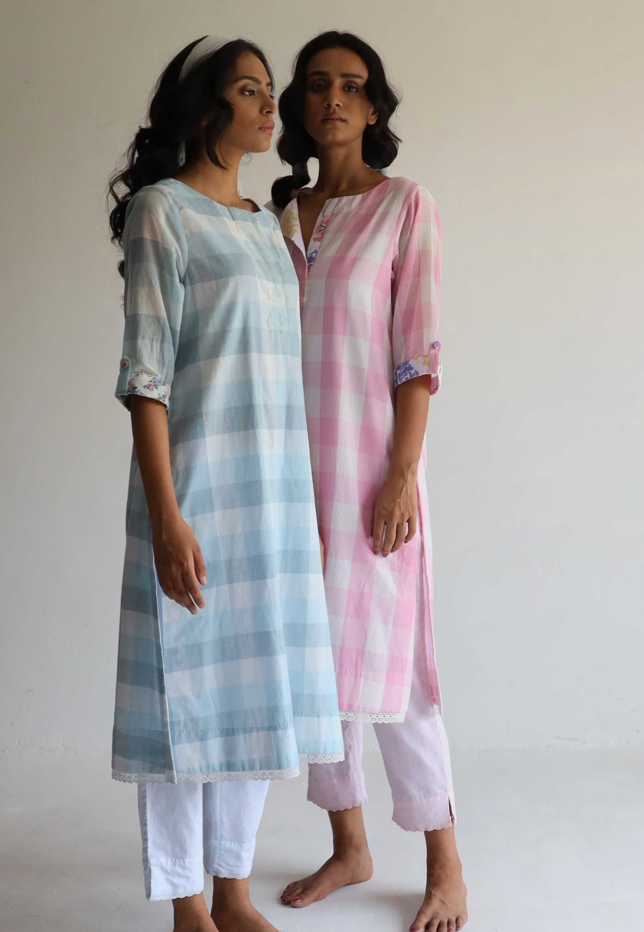 HK Kurta In Pink Jamdani Lungi Checks With Pants