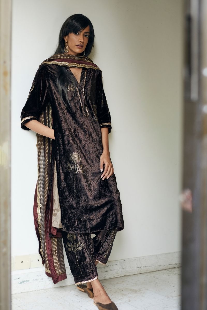 Paras Kurta In Printed Bark Brown Velvet With Shalwar
