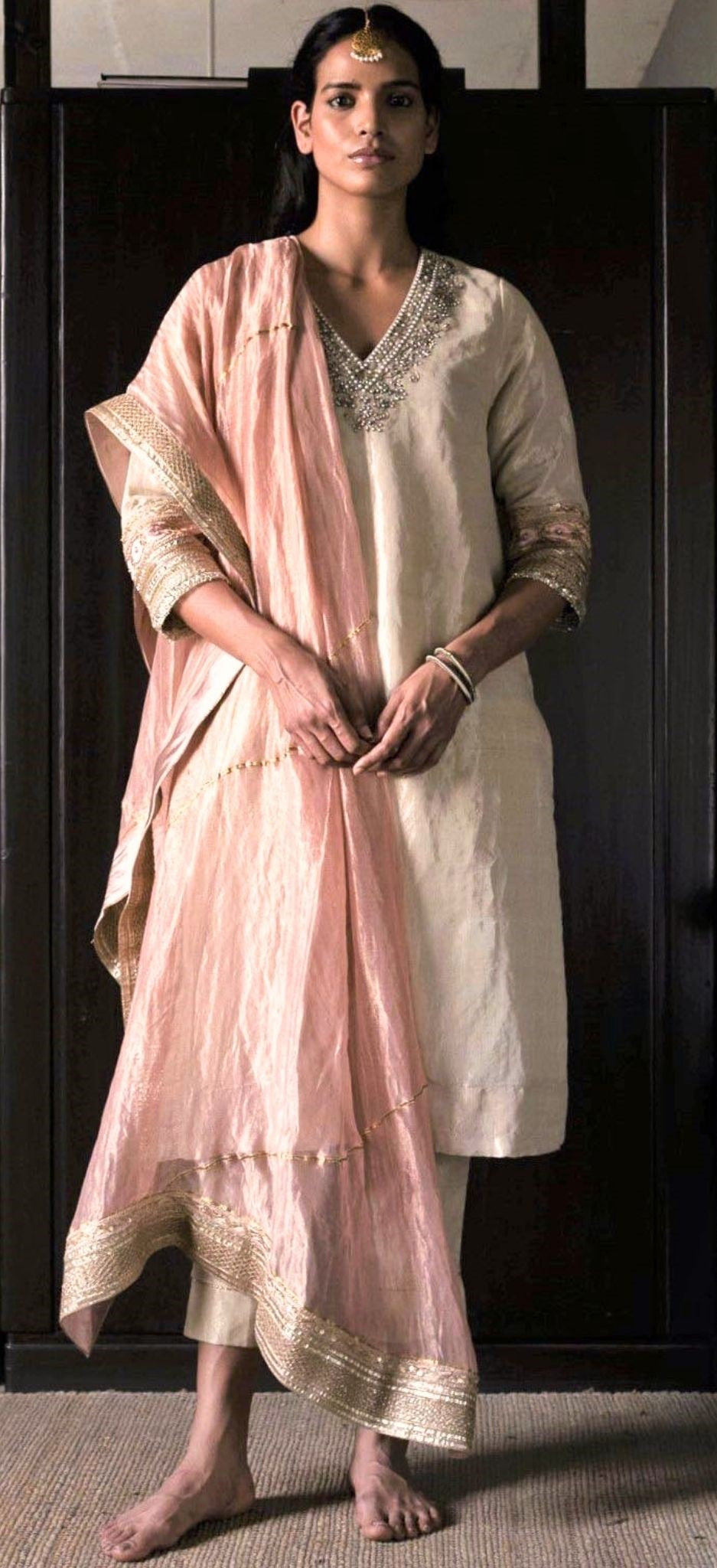 Dupatta in Ash Pink Handwoven Chanderi Silk with Tissue stripes