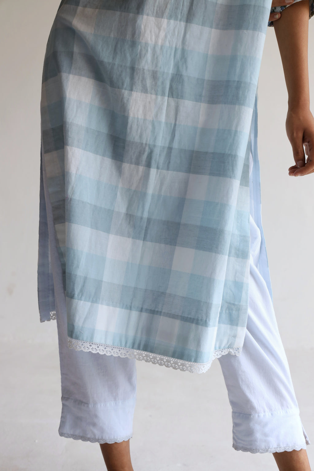HK Kurta in Blue Jamdani Lungi Checks with Pants