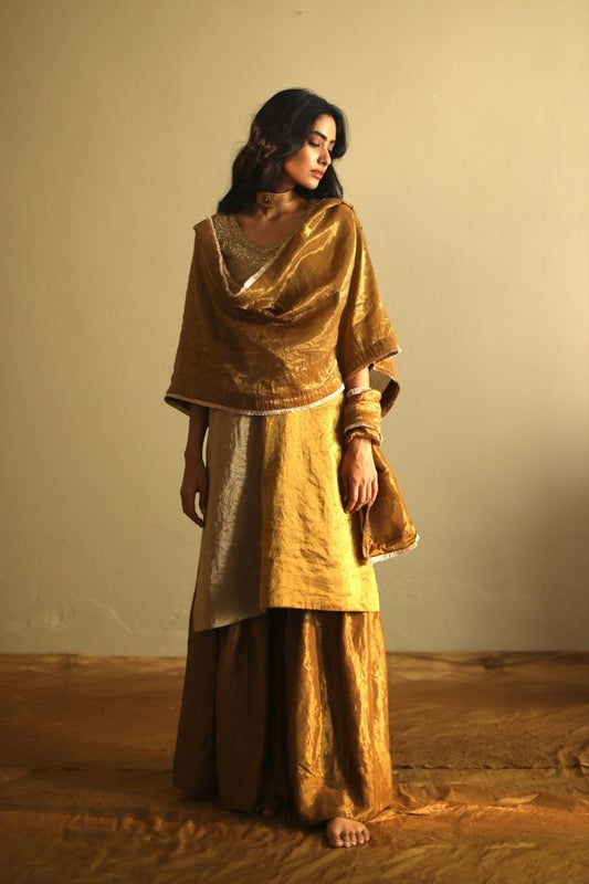 Stole In Antique Gold Handloom Tissue