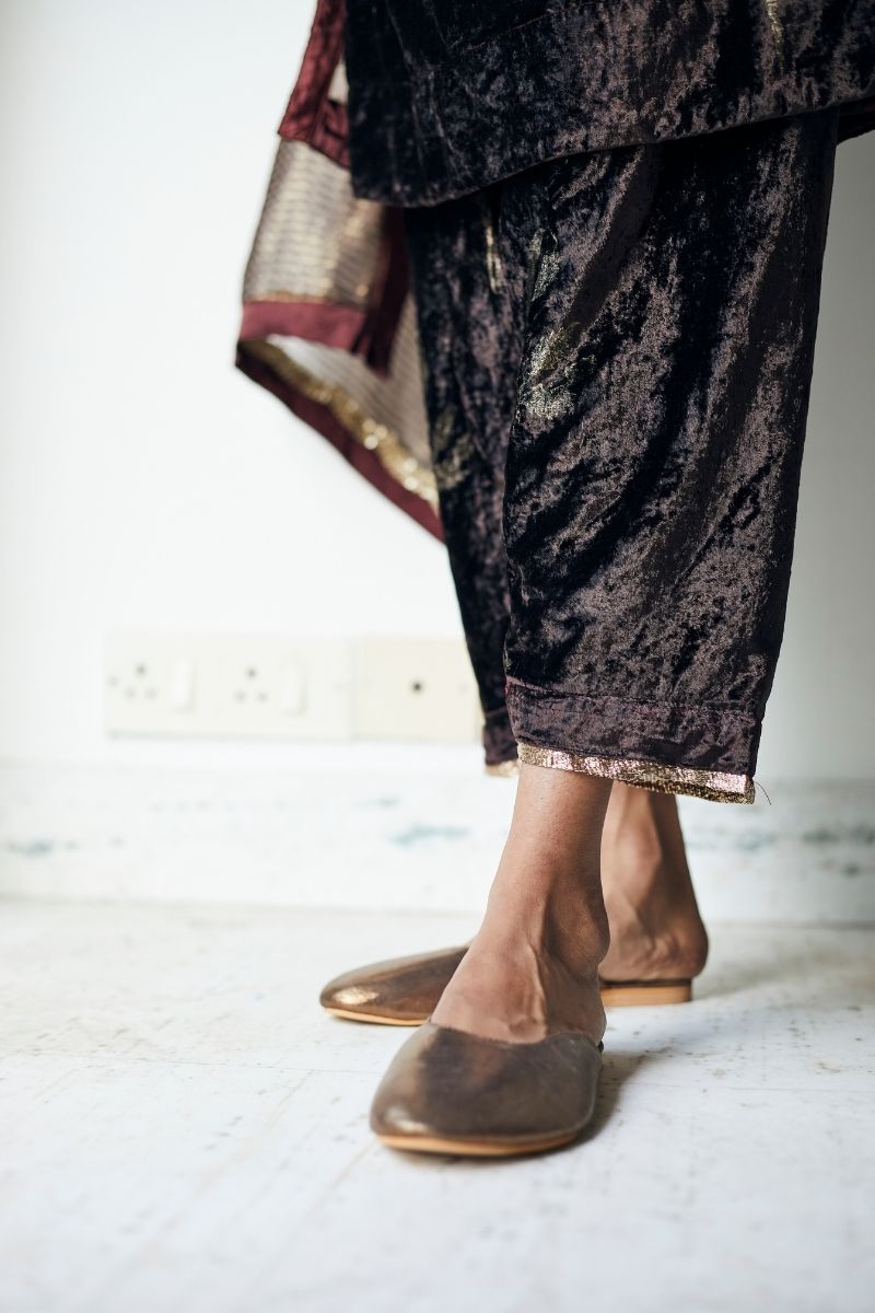 Paras Kurta In Printed Bark Brown Velvet With Shalwar