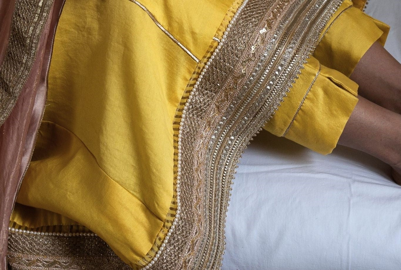 Anu kurta in Yellow Chanderi with pants