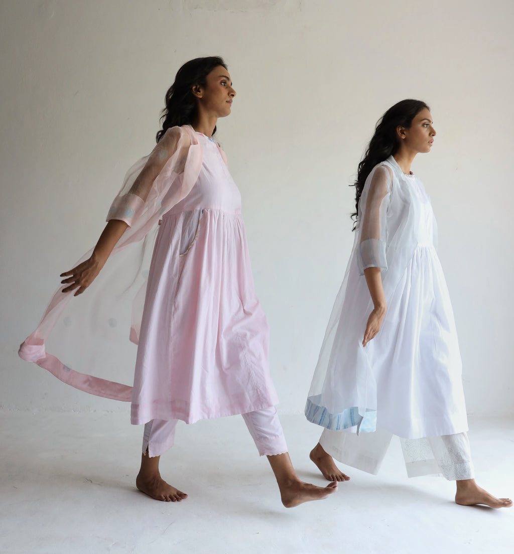 Sleeveless Ana Dress in White Bengal Handloom