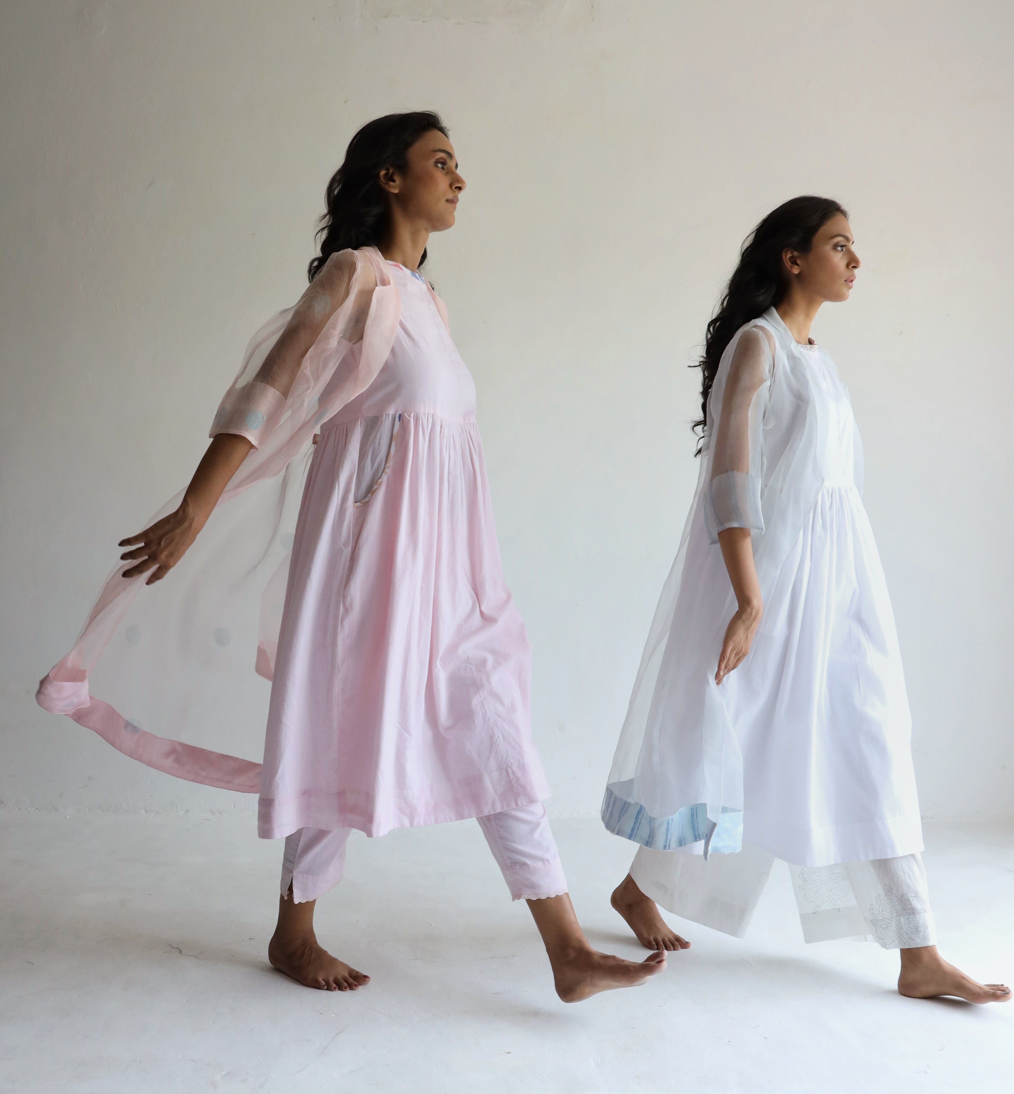 Sleeveless Ana Dress in White Bengal Handloom