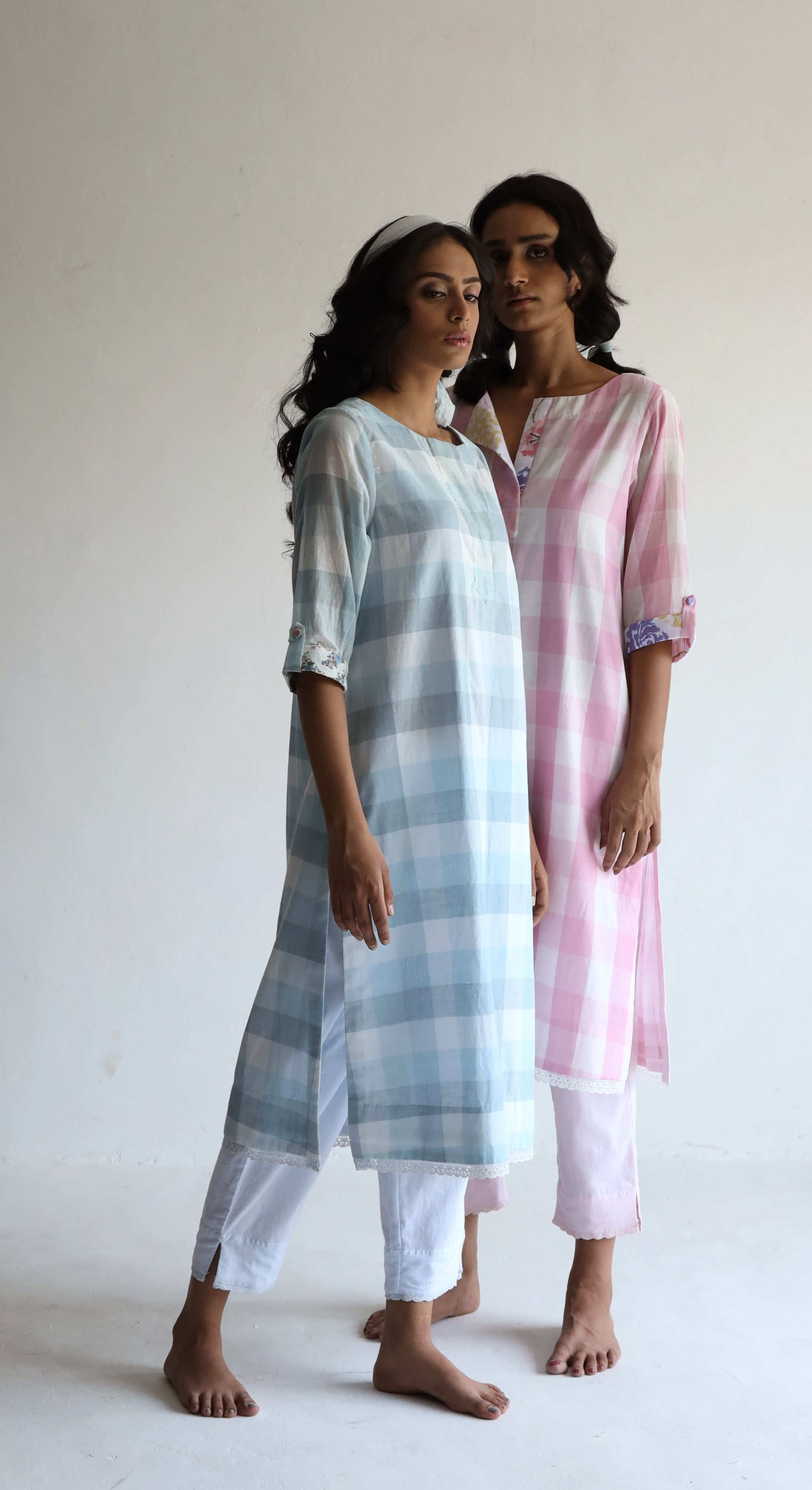 HK Kurta in Blue Jamdani Lungi Checks with Pants