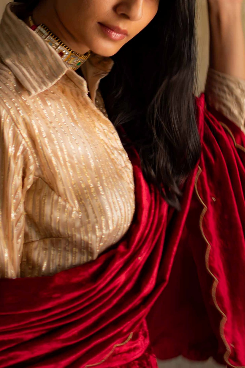 Velvet scalloped Dupatta