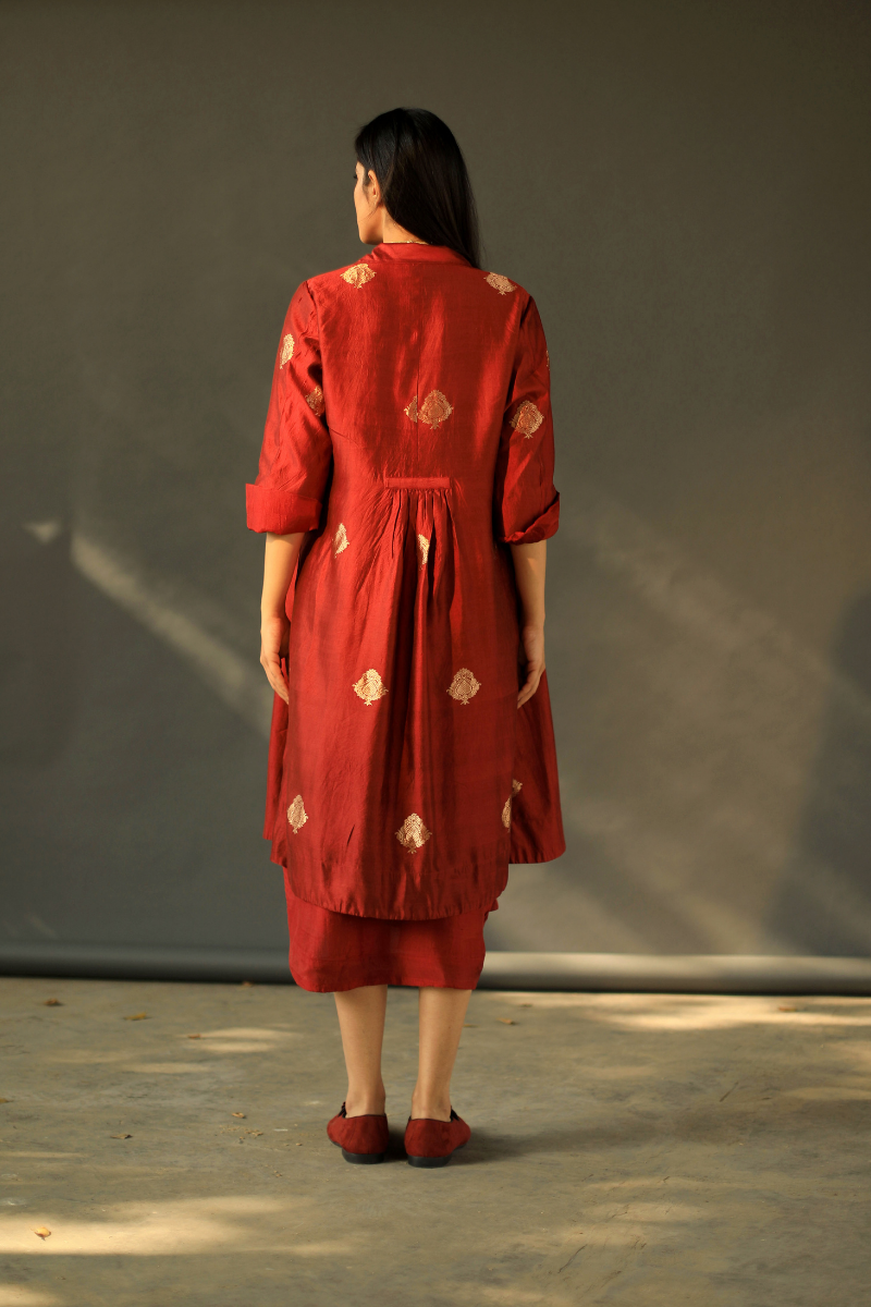 Sally Jacket In Red Benarasi Brocade Silk