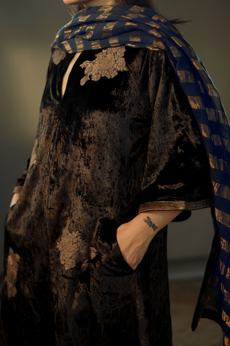Md Kurta In Black Velvet With Salwar