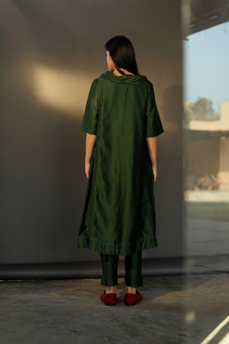 Cowl Choga In Olive Green Chanderi With Cigarette Pant