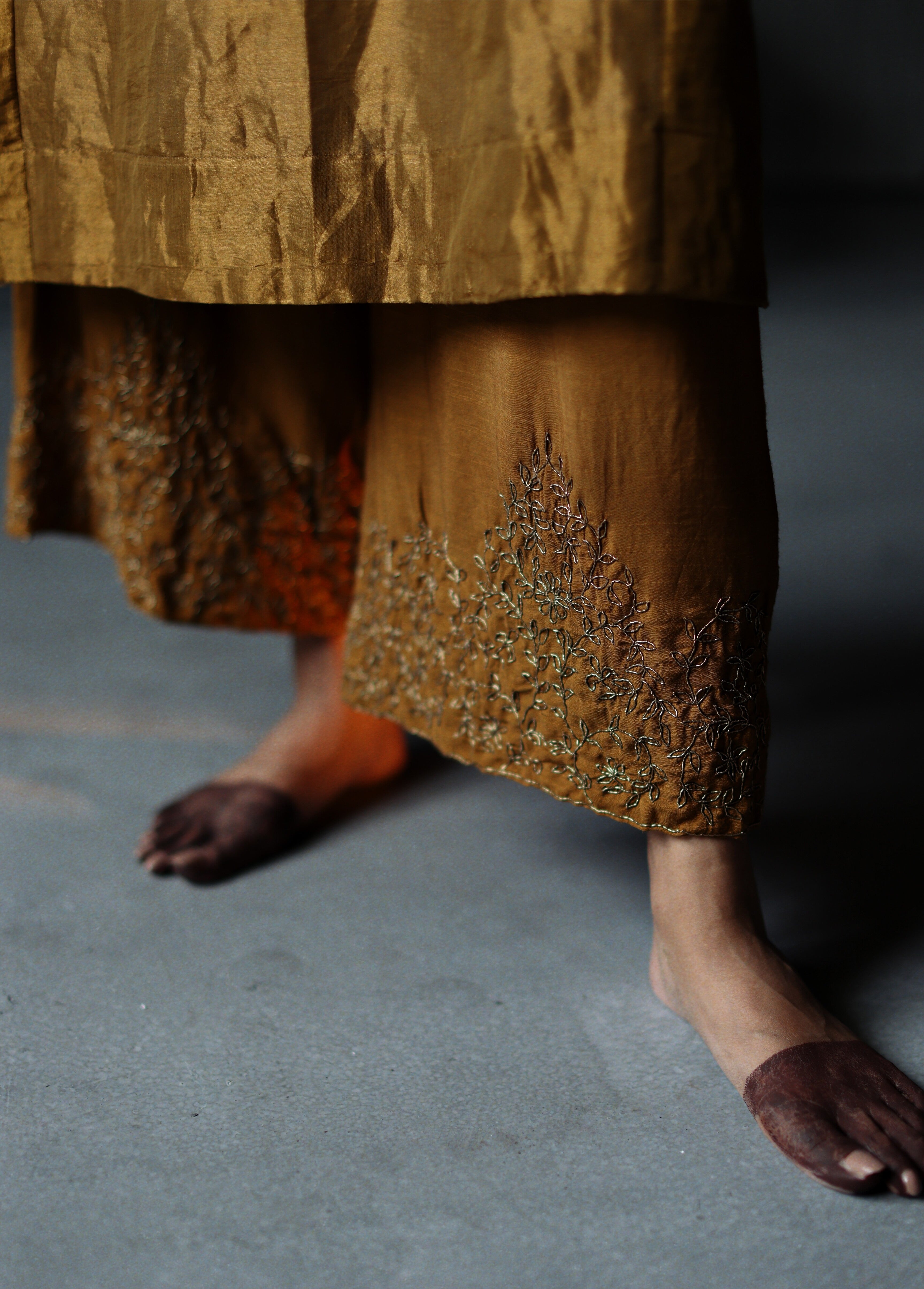 Tannu Kurta in Vintage Gold Tissue with Farshi