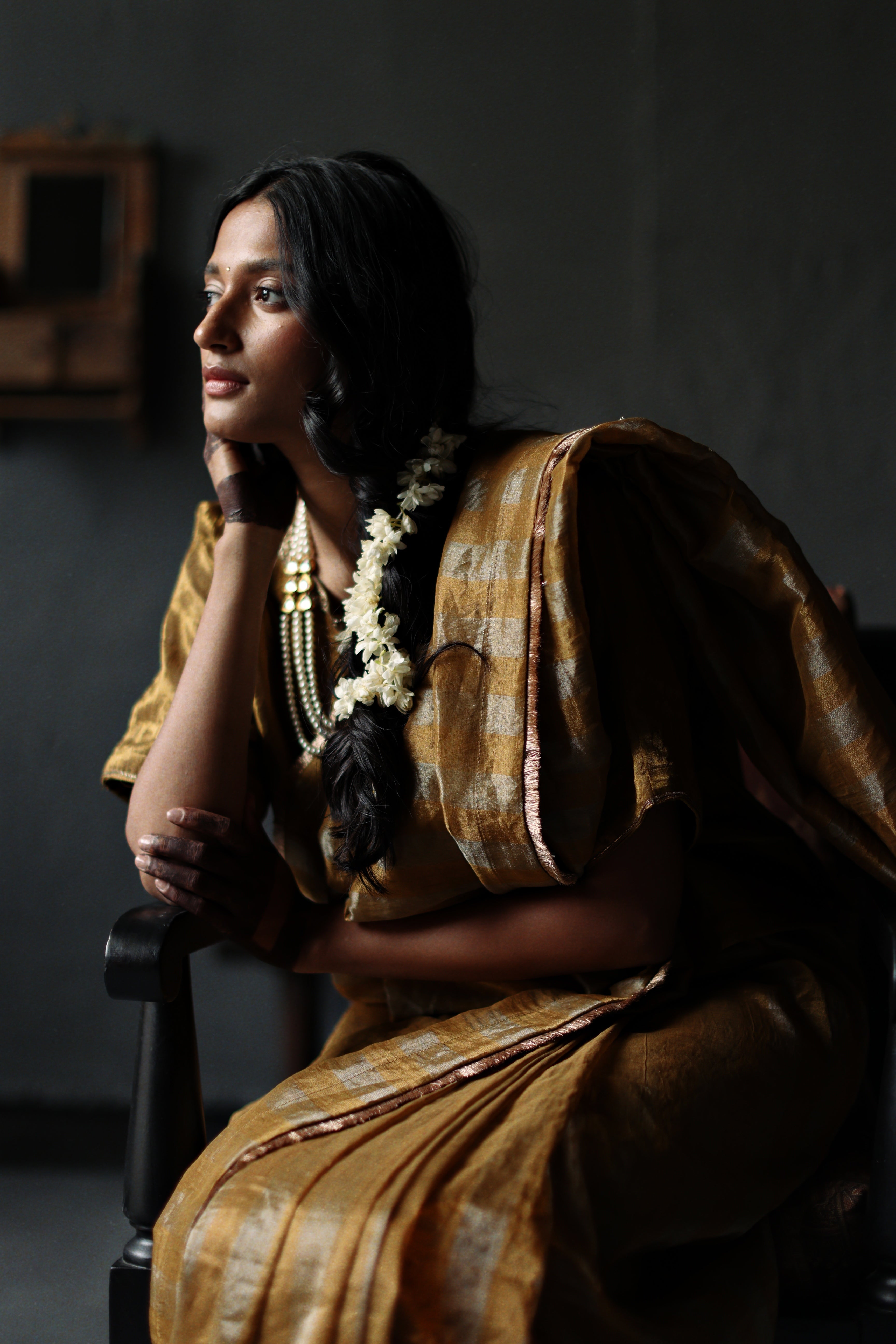 Sari in Vintage Gold Tissue Stripes