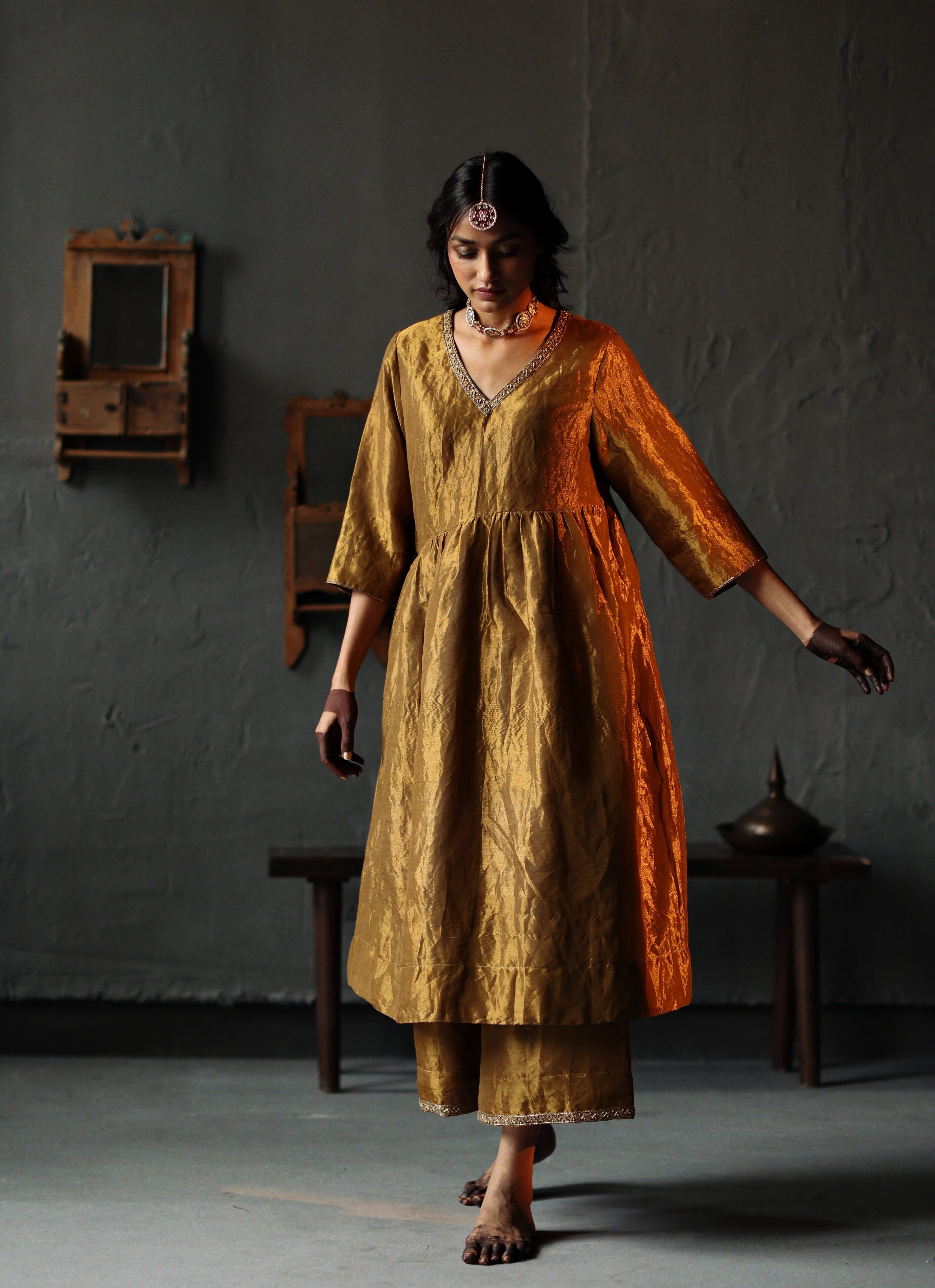 Ana Dress in Vintage Gold Tissue with Farshi Shorshe Clothing Ana Dress in Vintage Gold Tissue with Farshi Shorshe Clothing
