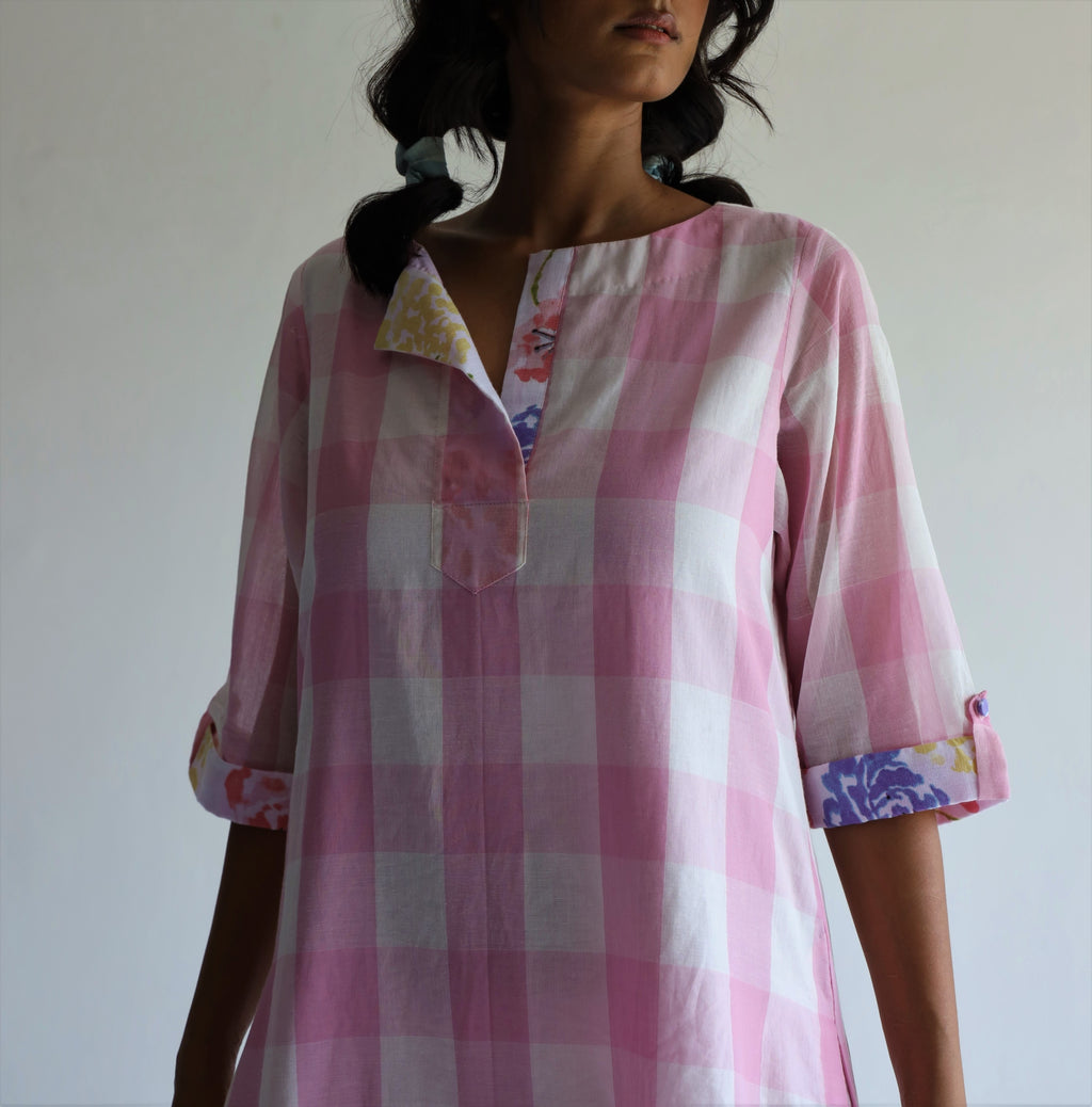 HK Kurta In Pink Jamdani Lungi Checks With Pants