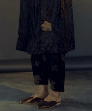 Md Kurta In Black Velvet With Salwar