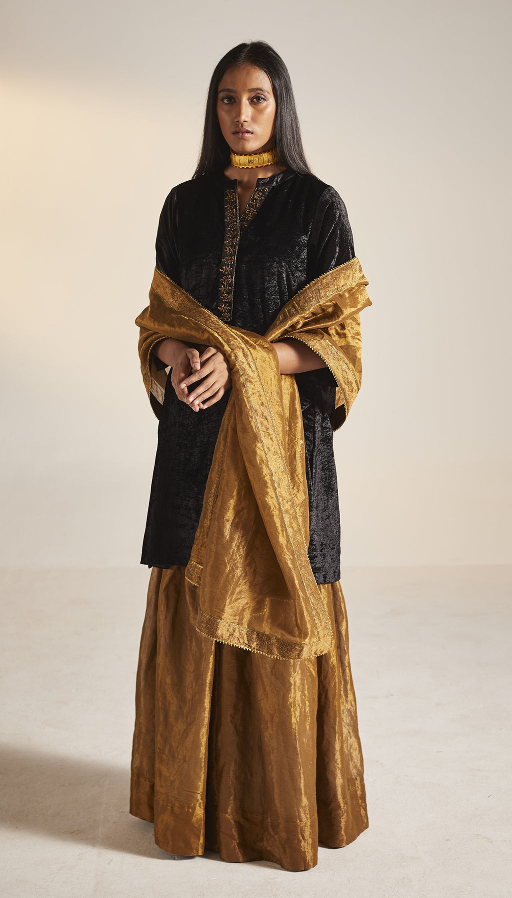 Dupatta in printed Antique Gold Tissue