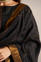 Dupatta in embroidered Black Mulberry Silk