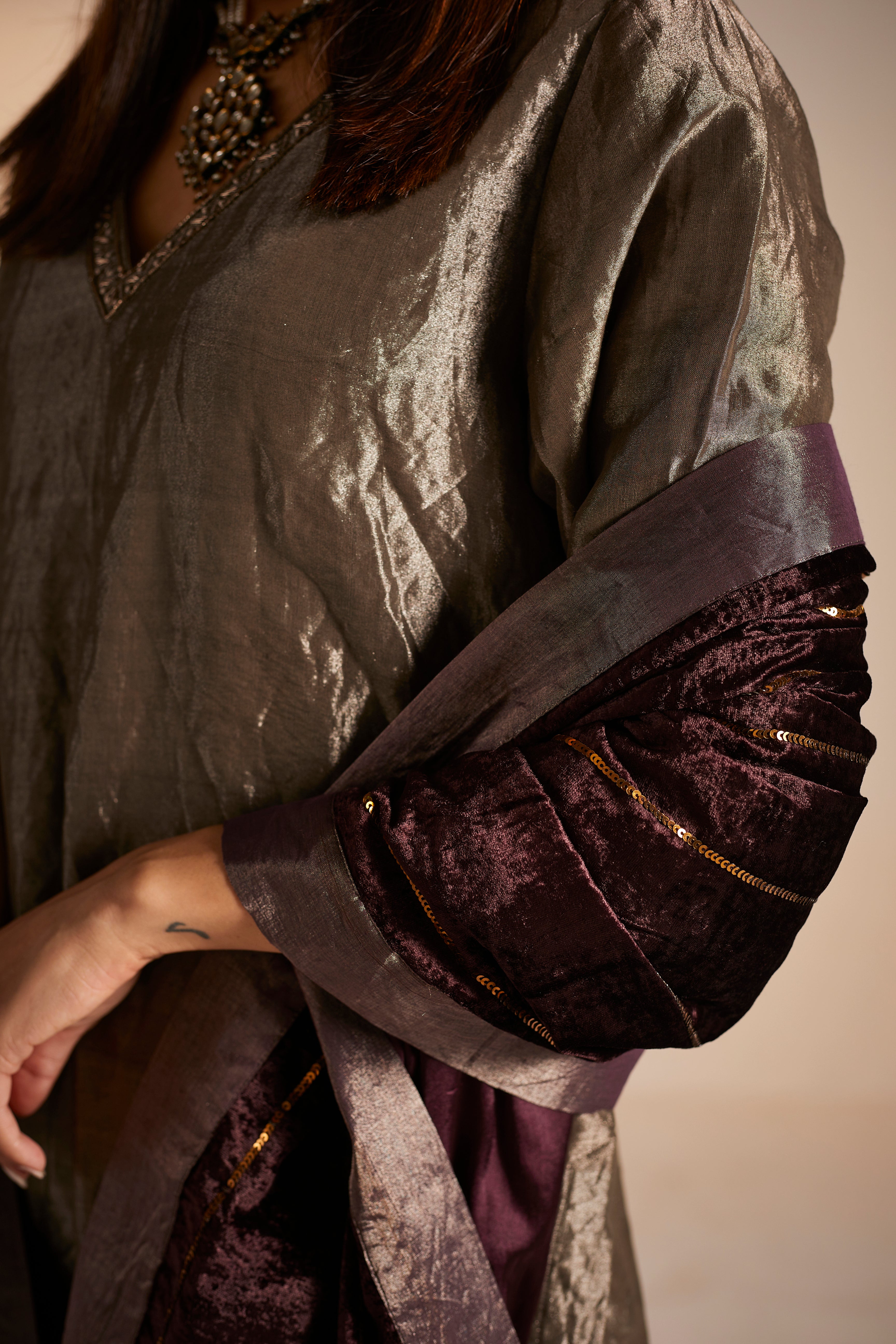 Mini Anisa in Slate Silver Tissue with Sharara