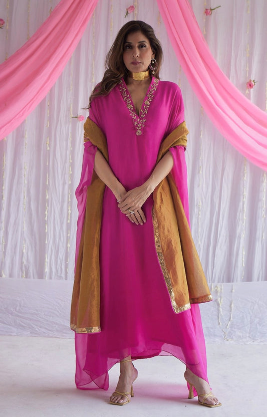 Kaftan in Jaipur Fuchsia Pink Chiffon