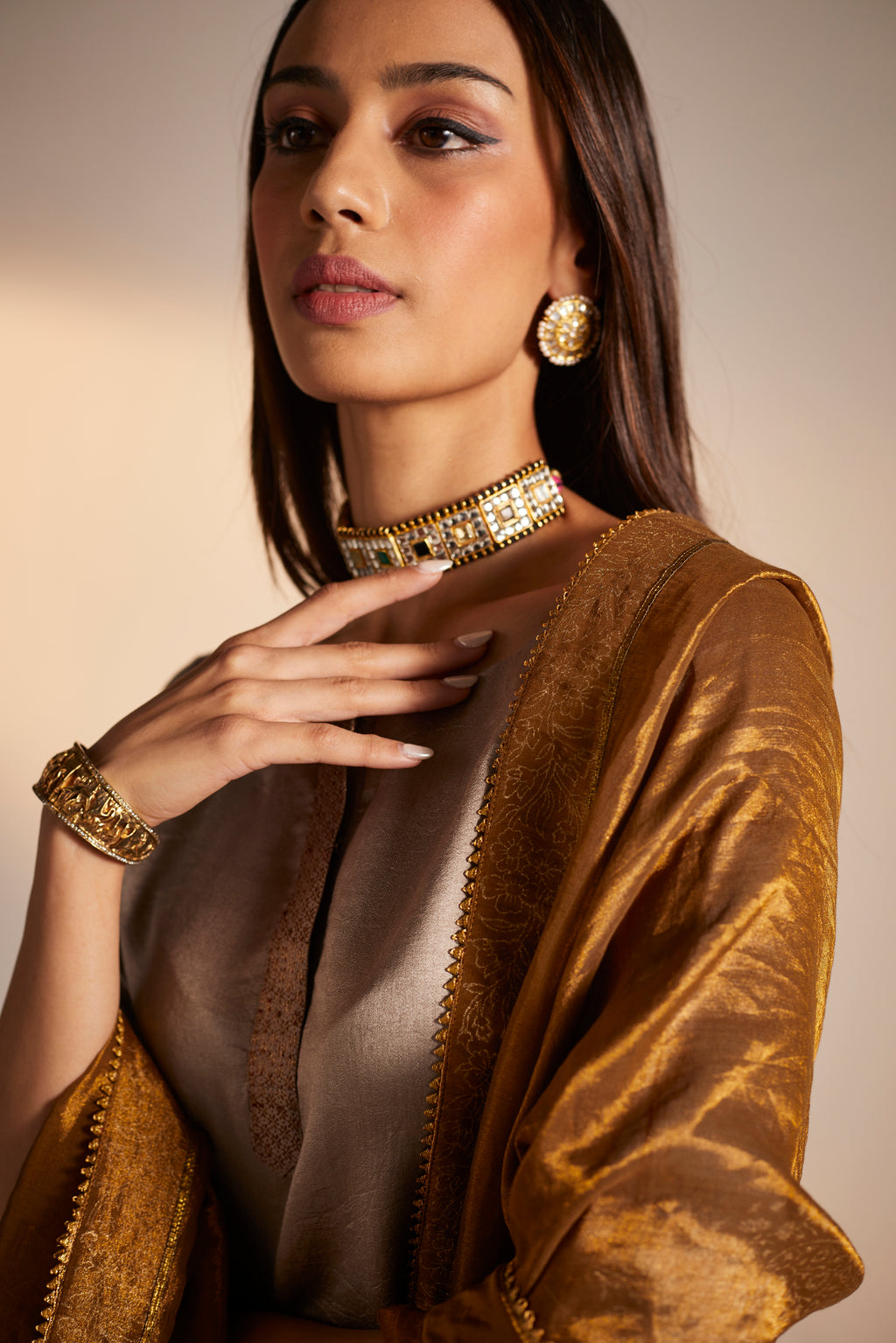 Dupatta in printed Antique Gold Tissue