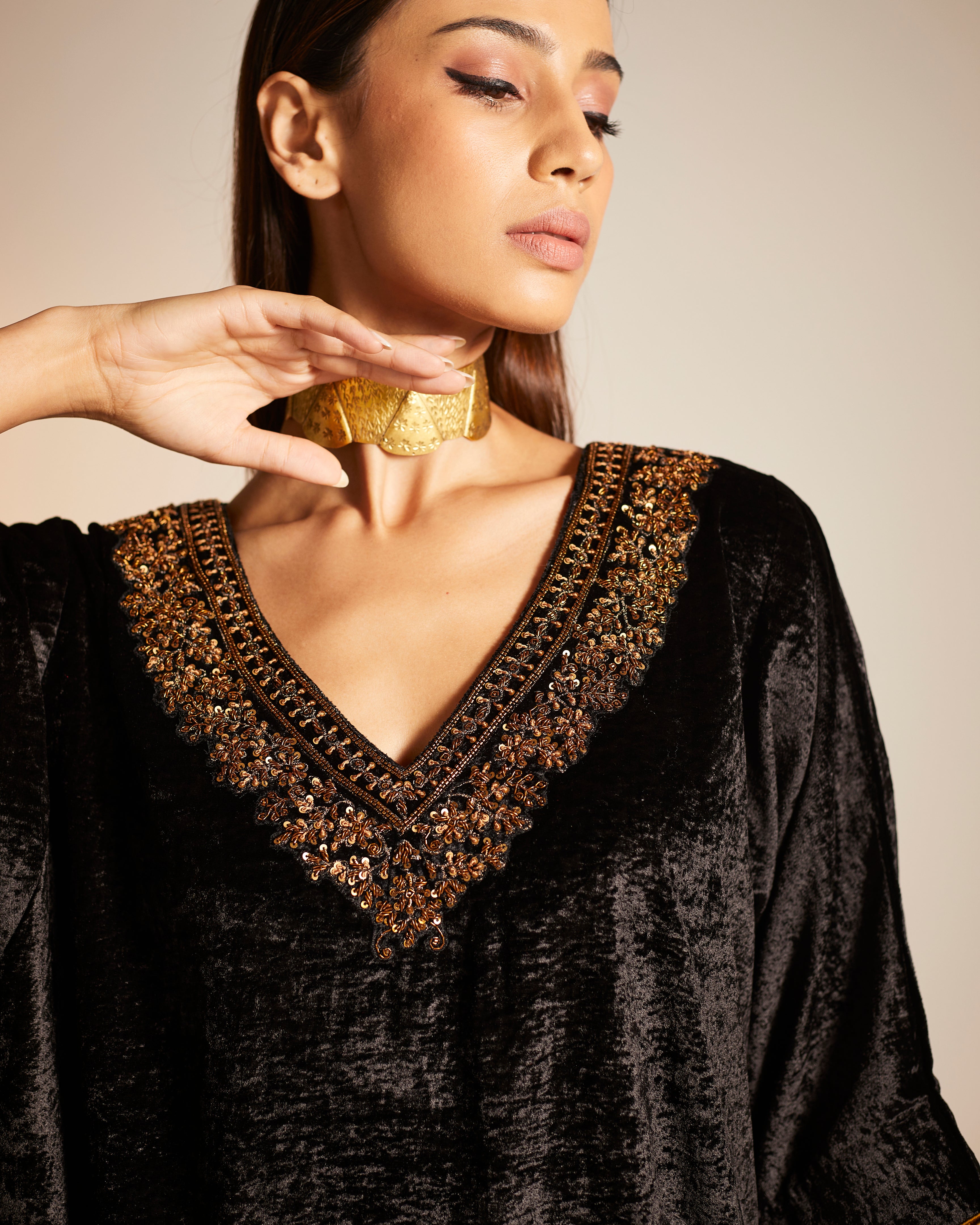 Shahi Kaftan in Black Velvet