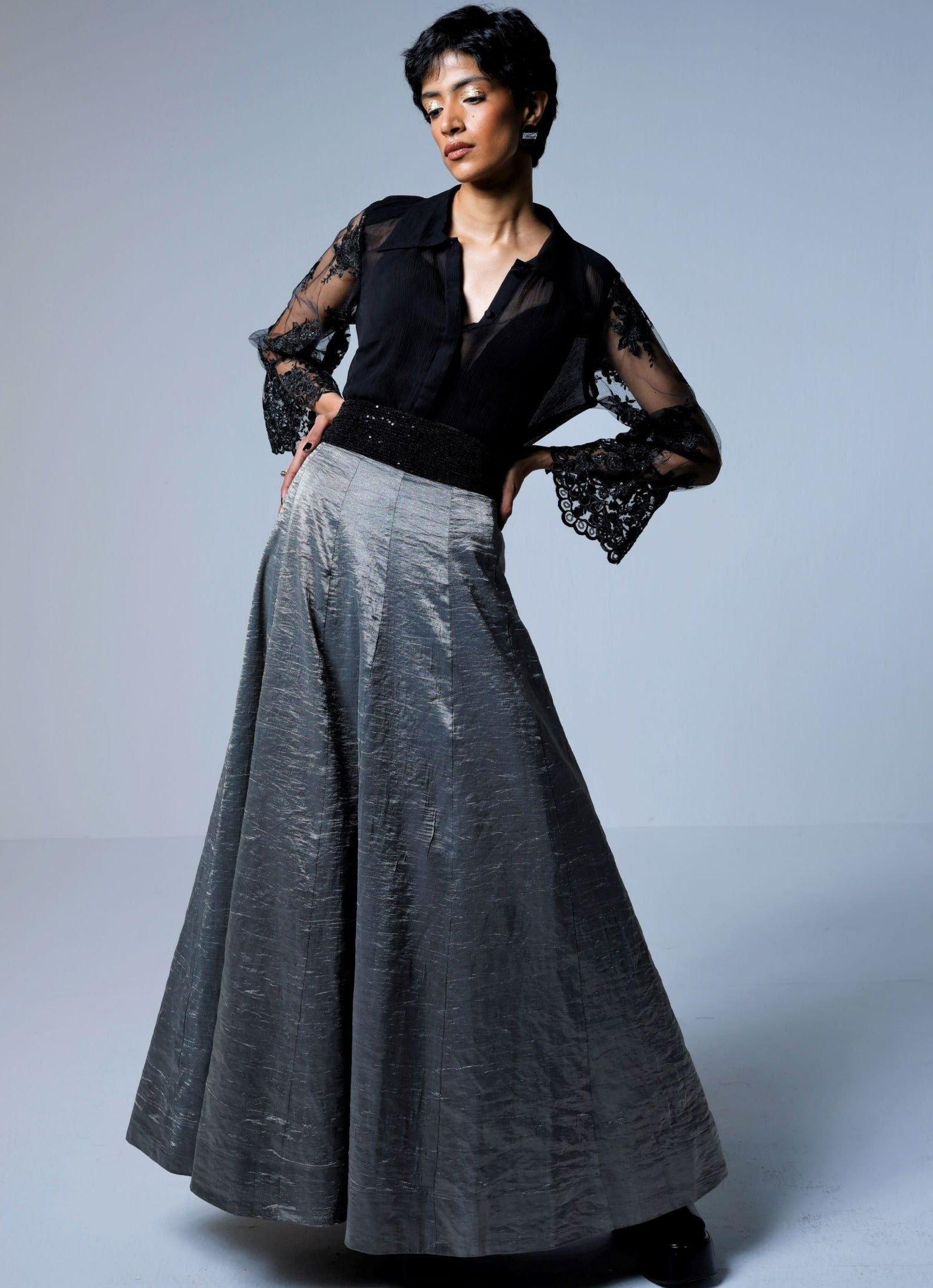 Panels Skirt in Silver grey Tissue