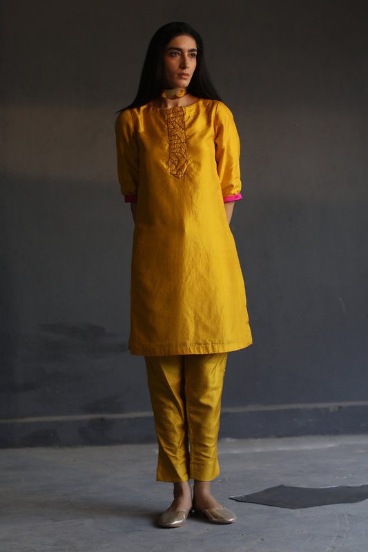 Hk Kurta In Yellow Motichoor Silk With Pant