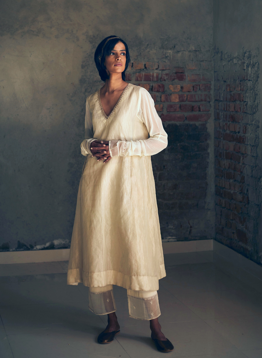 Maxi Kurta In Ivory Silver Tissue With Slightly Flared Pants