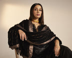 Dupatta in embroidered Black Velvet