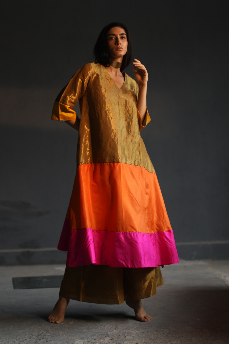 HL Kurta In Different Colours Of Mithai In Pure Silk & Antique Gold Handloom Tissue