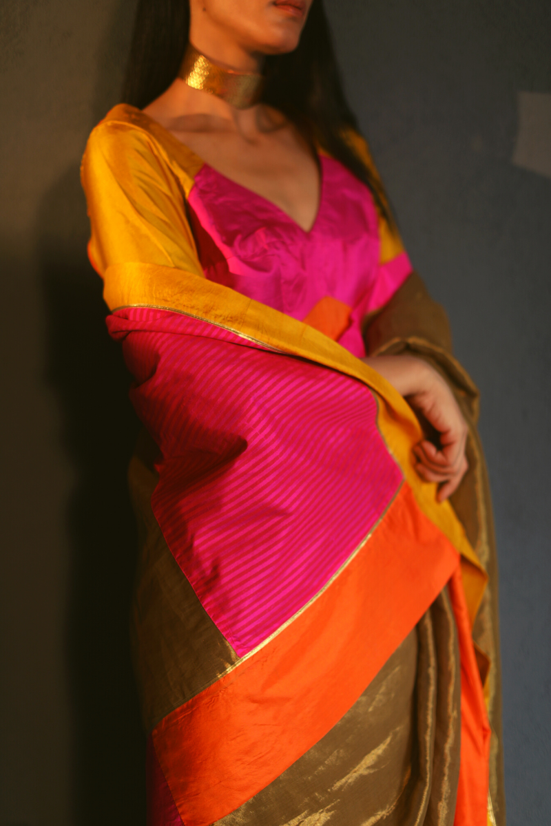 Sari In Antique Gold Handloom Tissue